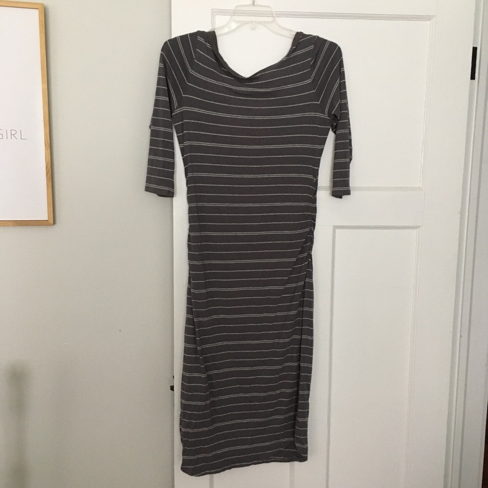 Athleta gray striped dress medium